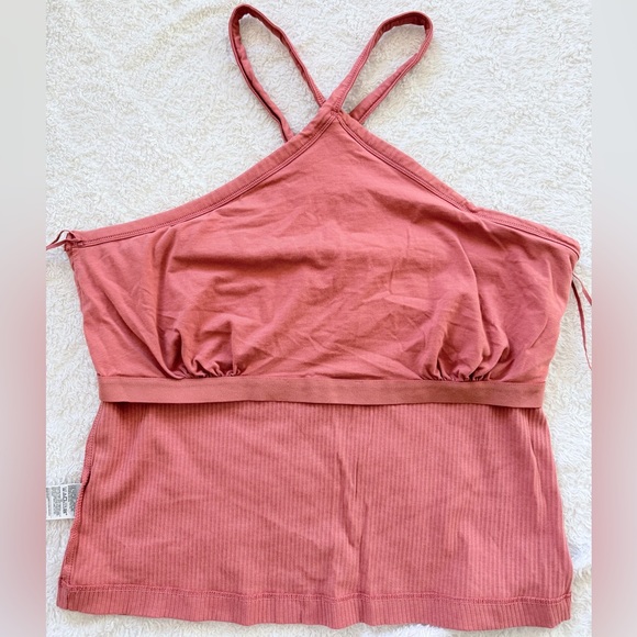 Old Navy Ribbed Tank w/built in bra - Picture 3 of 5
